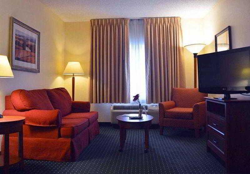 Towneplace Suites By Marriott Colorado Springs South Exterior foto